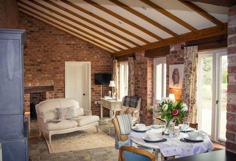 Owl Barn At The Gardens