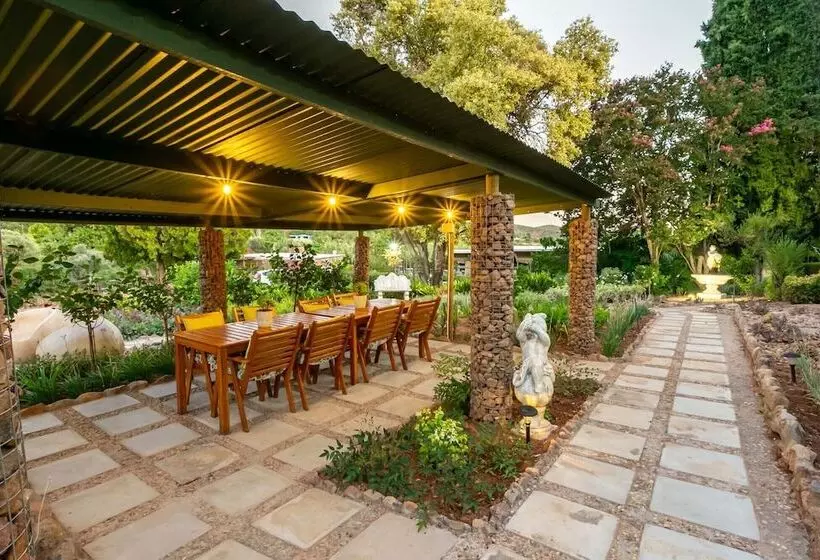 Majatalo Die Fonteine Country Guest House