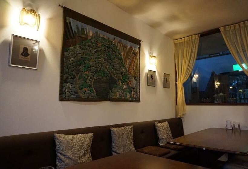 Пансион Guesthouse Kreutzer