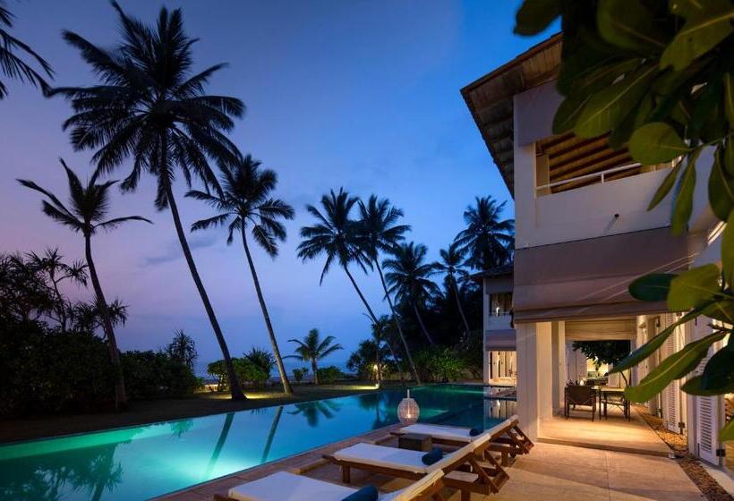 Sri Villas