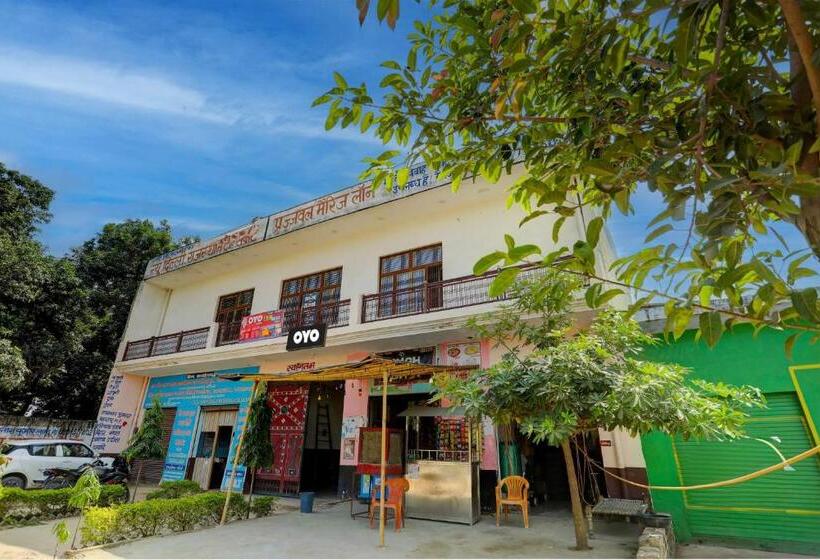 호텔 Spot On Relax Inn Residency