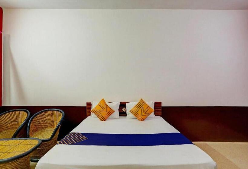 호텔 Spot On Relax Inn Residency