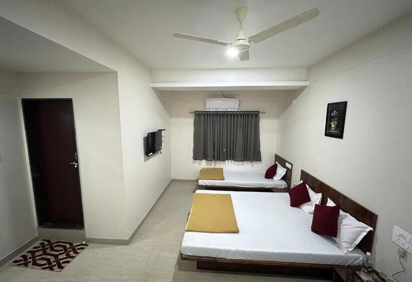 Hotelli Darshan Grand