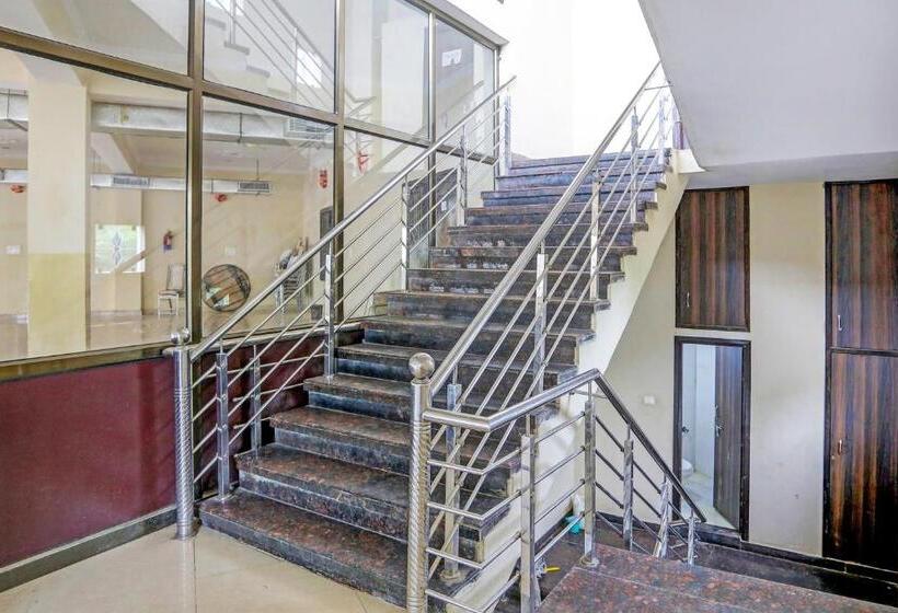 هتل Oyo Flagship Ps Palace