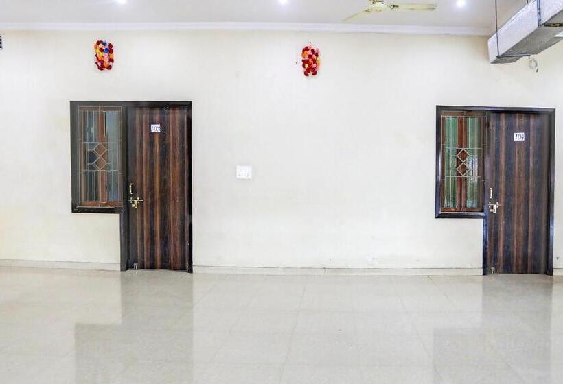 هتل Oyo Flagship Ps Palace