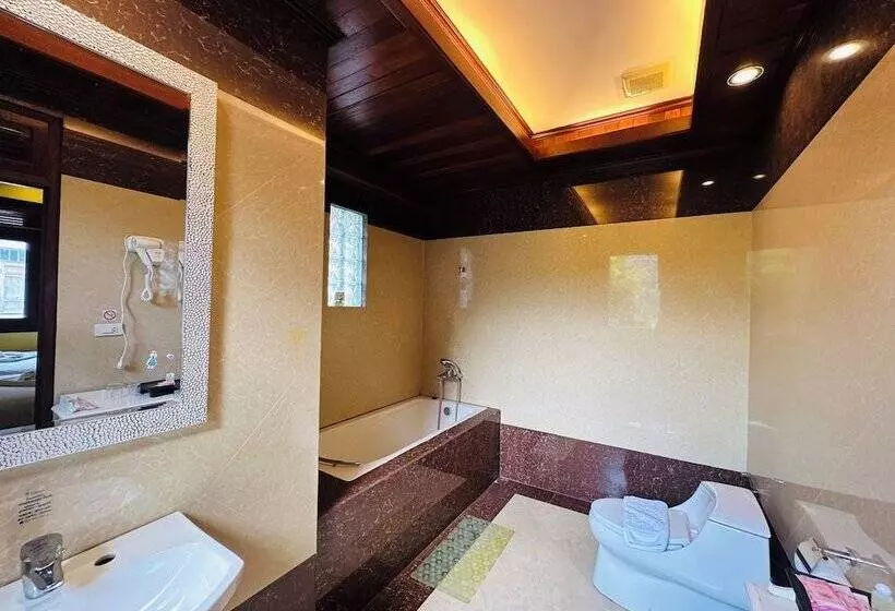 هتل Villa Phonethip Mekong Riverside