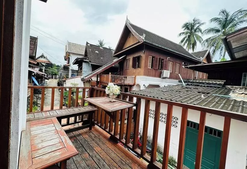 هتل Villa Phonethip Mekong Riverside