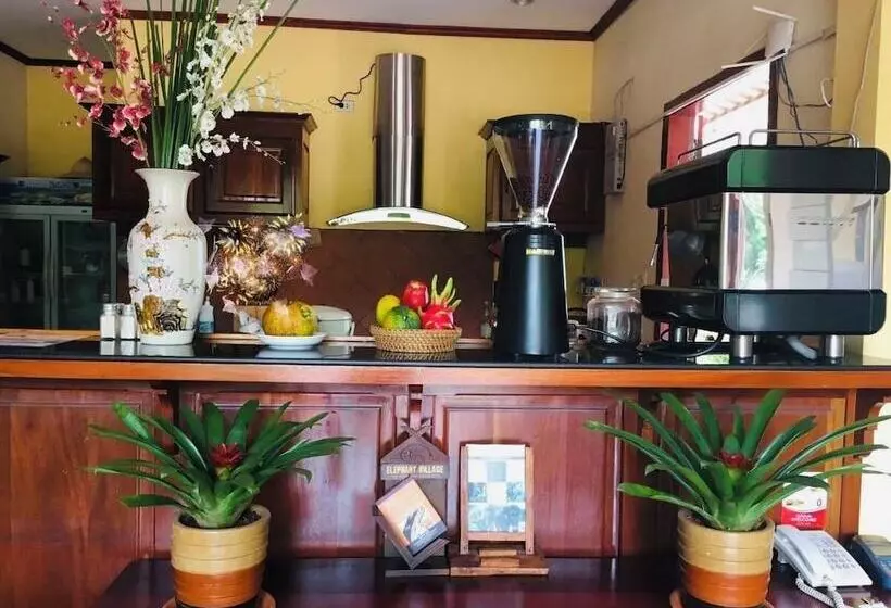 هتل Villa Phonethip Mekong Riverside