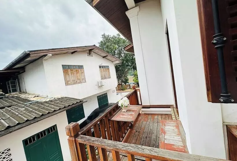 هتل Villa Phonethip Mekong Riverside