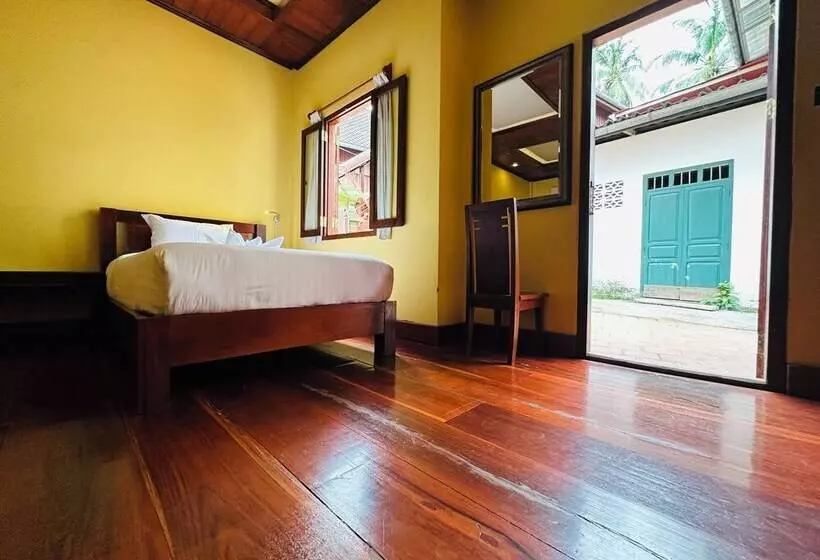 هتل Villa Phonethip Mekong Riverside