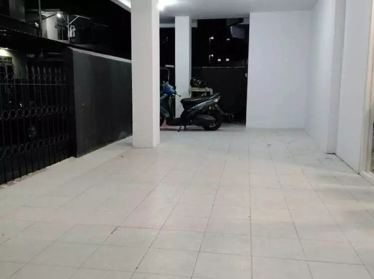 ペンション Maluku Residence Syariah