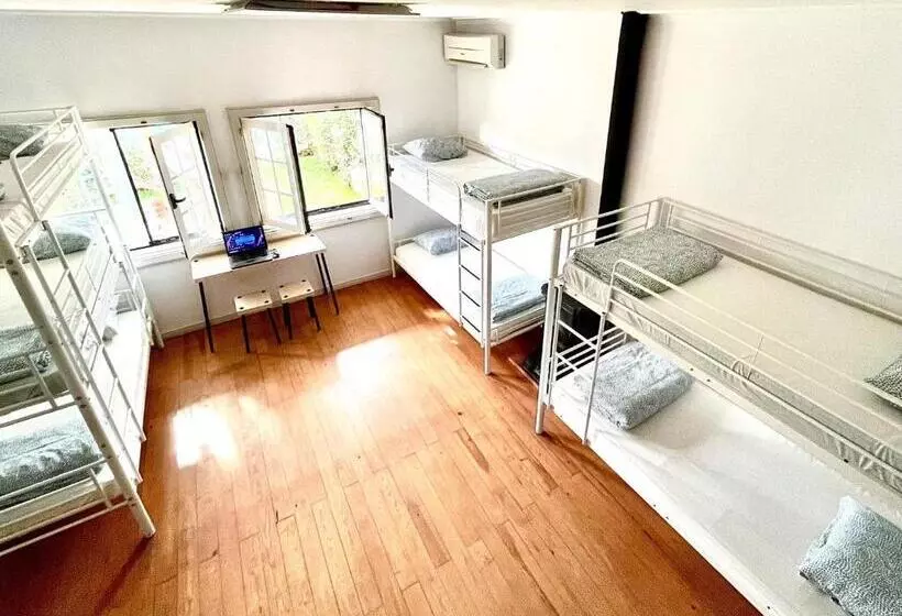 Retkeilymaja Carcavelos Summer Beach