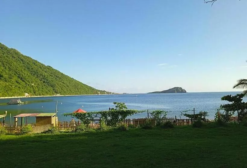 هتل Caprice Studio & Guest House