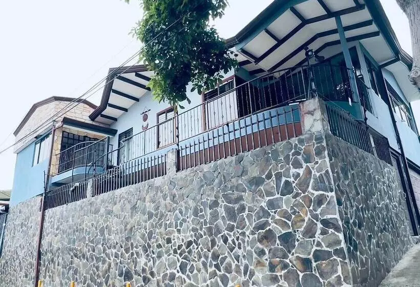 ペンション Casa Del Arbol Escazu