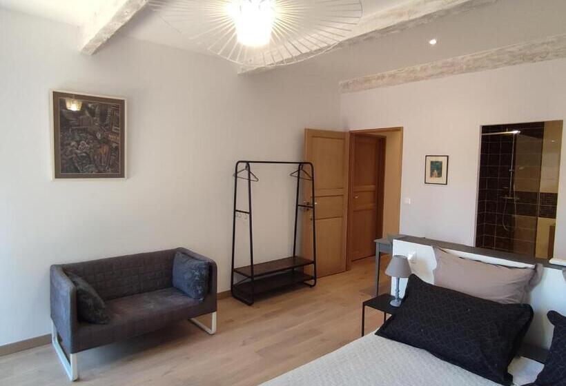 تختخواب و صبحانه Le Clos Du Grenadier, Maison D Hôtes