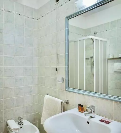 Isa Residence With Swimming Pool At Only 450 Meters From The Beach