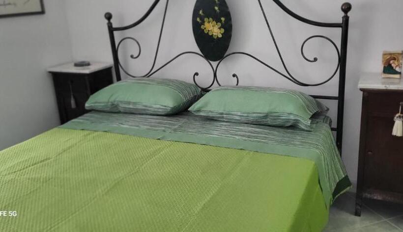 مبيت وإفطار La Casa Di Nonna Lia