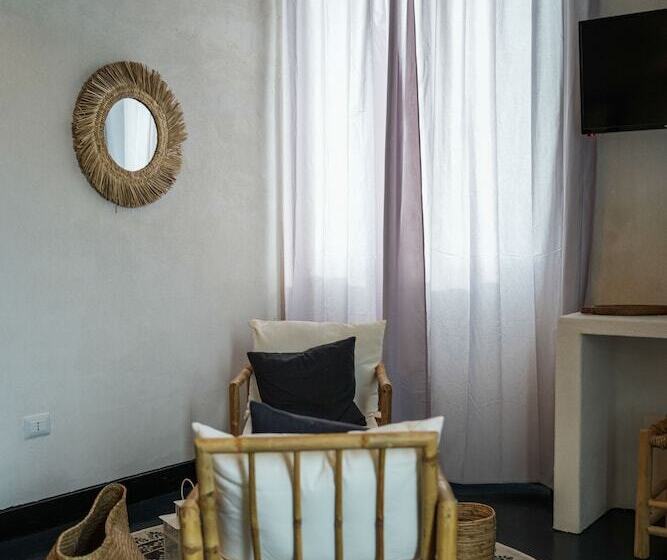 هتل La Torre Boutique Rooms