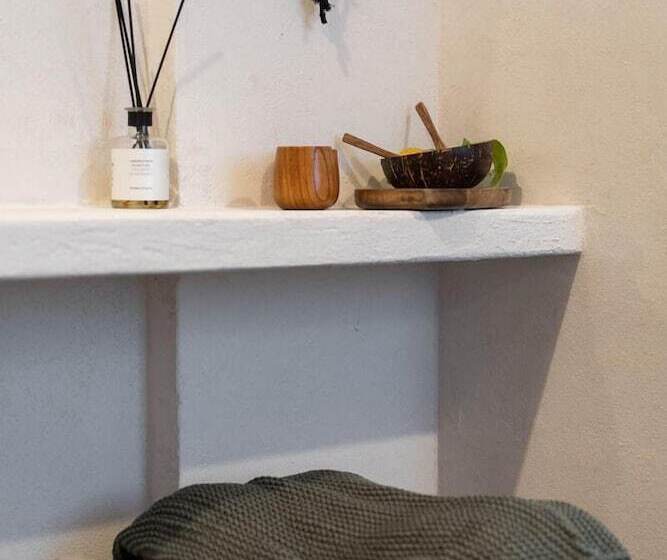 هتل La Torre Boutique Rooms