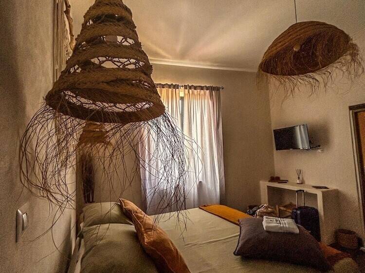 هتل La Torre Boutique Rooms