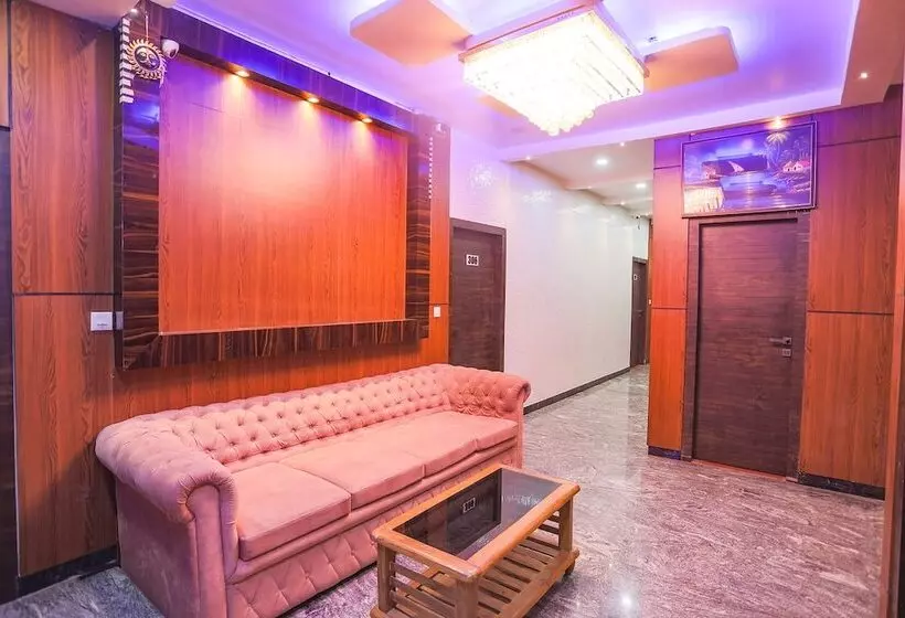 Fabhotel Prime Siddhant Palace
