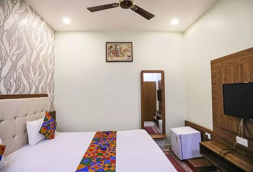 Fabhotel Prime Siddhant Palace
