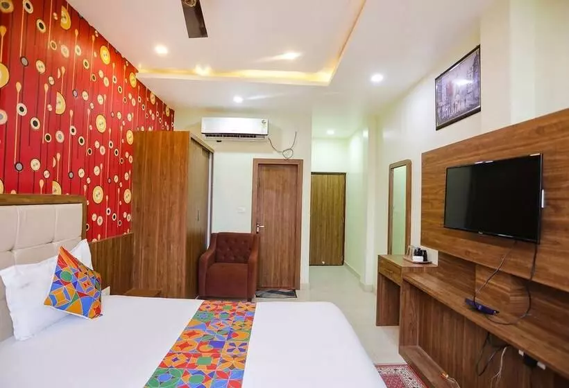 Fabhotel Prime Siddhant Palace