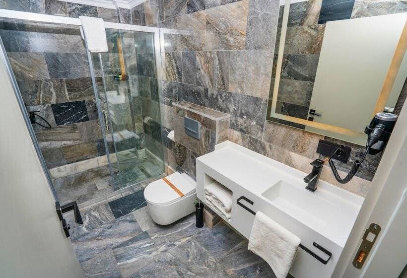 Hotel 216 Station Suite Gebze