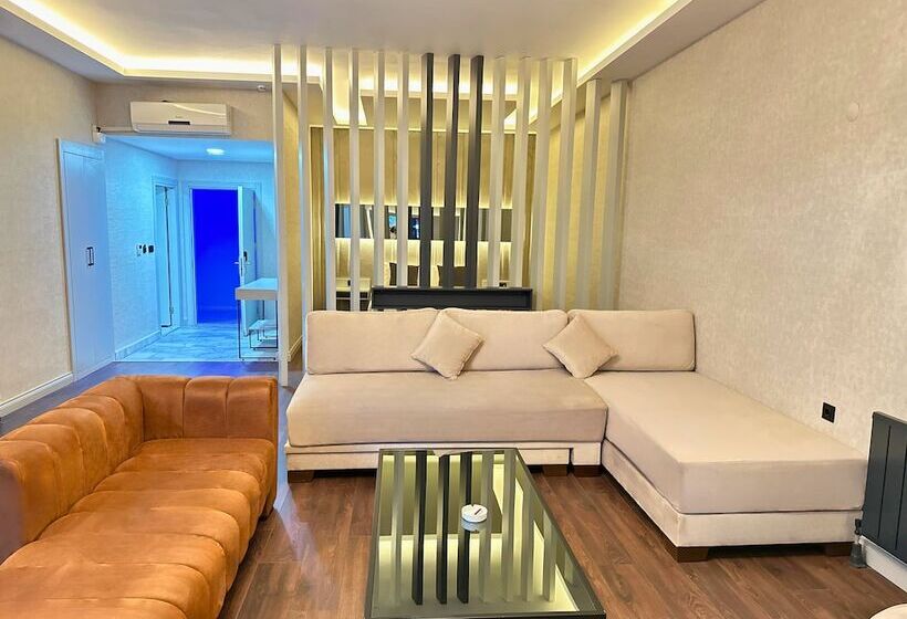 Hotel 216 Station Suite Gebze
