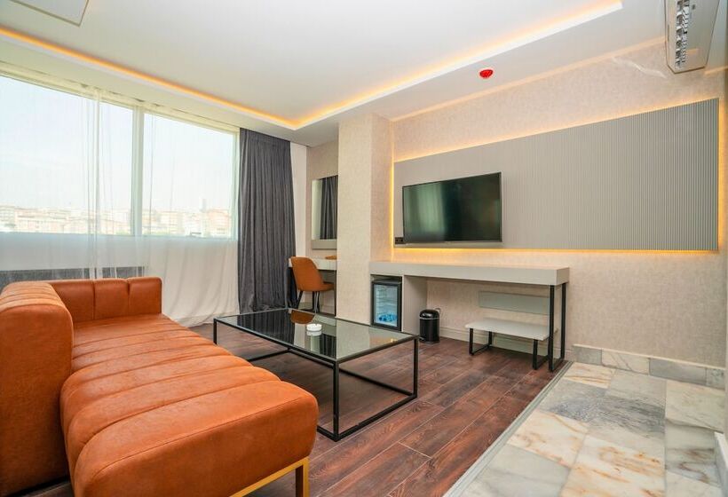 Hotel 216 Station Suite Gebze