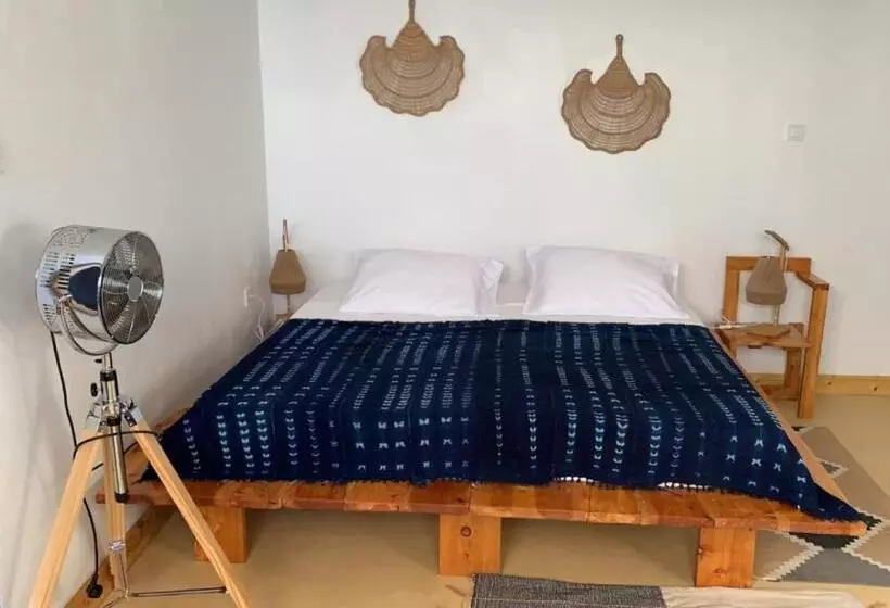 تختخواب و صبحانه Pipi S Guest House