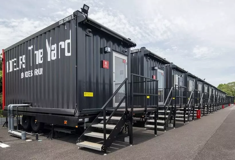 Hotelli R9 The Yard Sosa