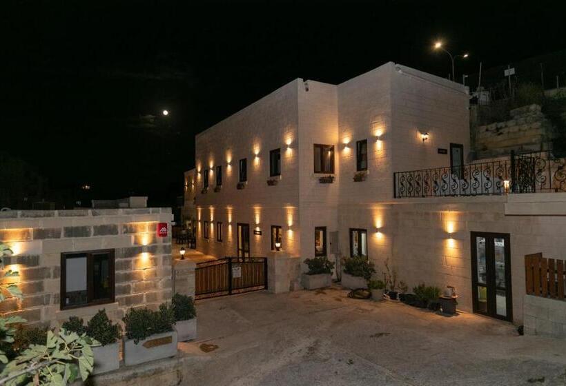 هتل Ta  Gingel Farm Agriturisim B&b. Malta