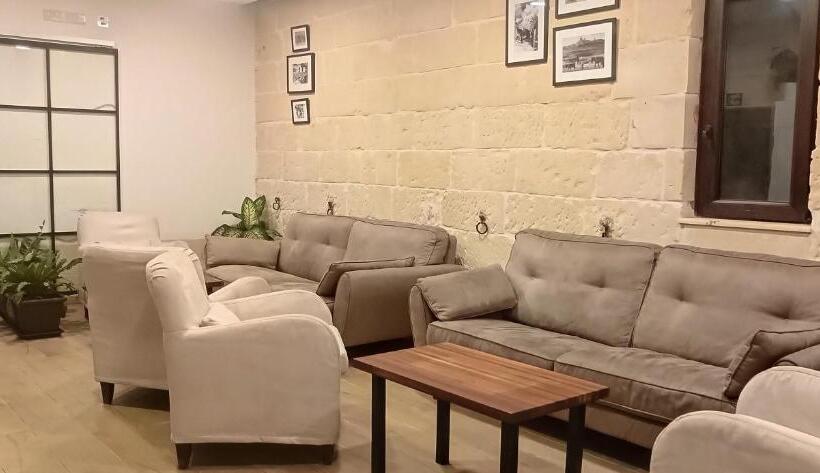 هتل Ta  Gingel Farm Agriturisim B&b. Malta