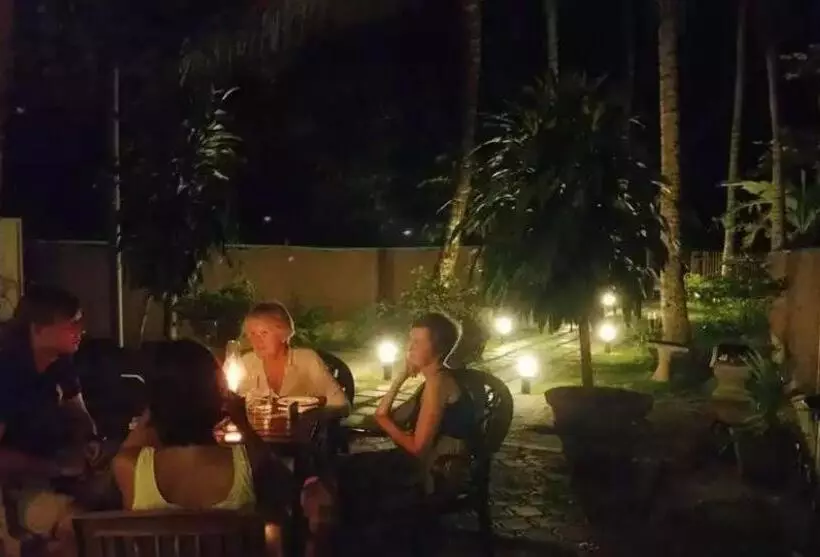 ペンション Maggona Beach Villa