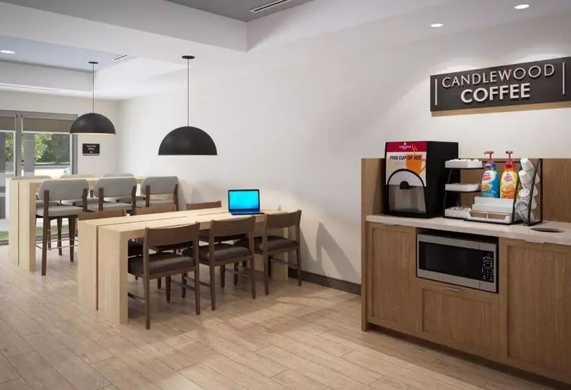 ホテル Candlewood Suites Atlanta Smyrna, An Ihg