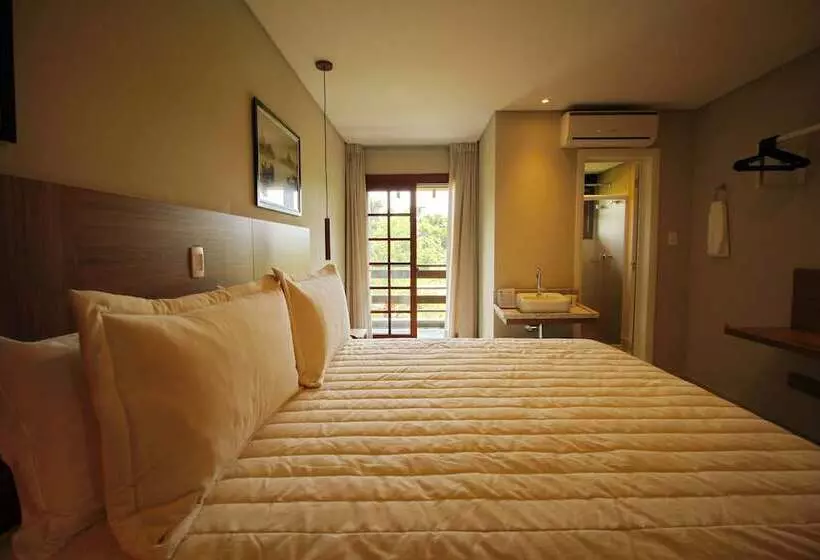 Beach Hotel Jureia Amarras