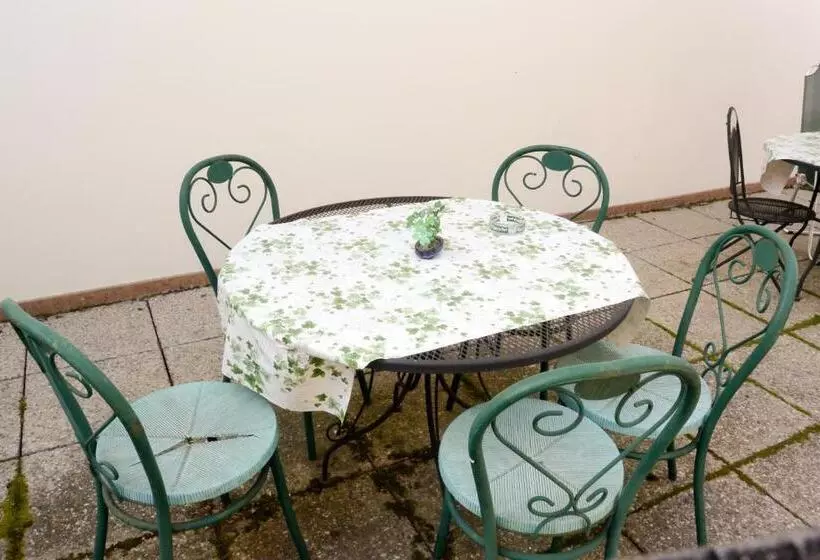 هتل Albergo Meublè Abatjour