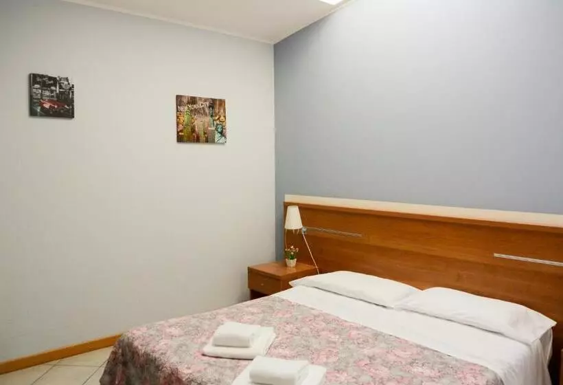 هتل Albergo Meublè Abatjour