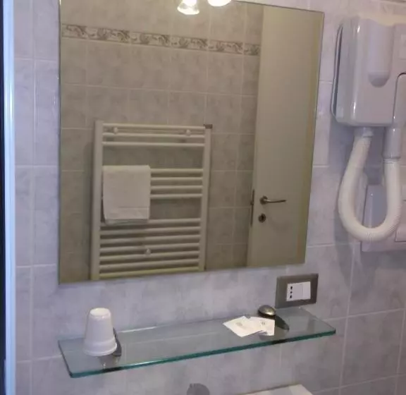 هتل Albergo Meublè Abatjour