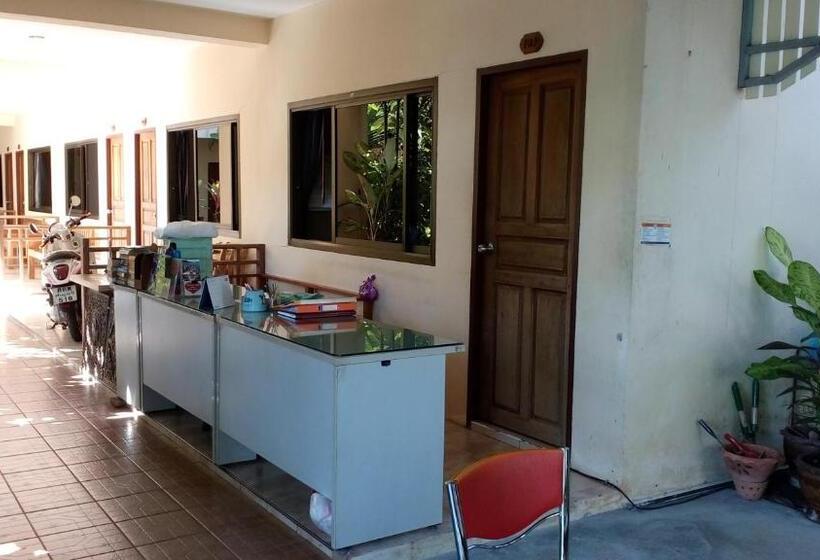 ホテル Baan Pitcha บ้านพิชชา