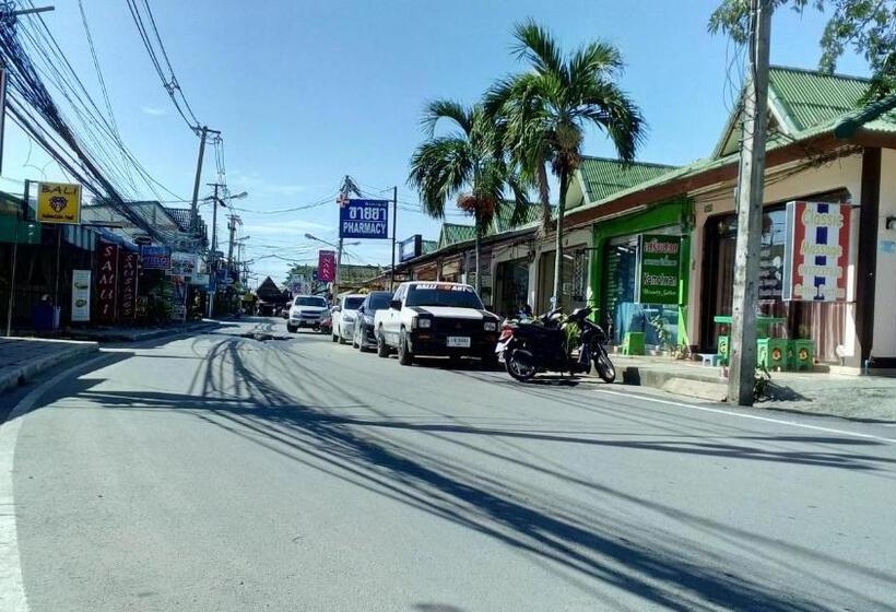 ホテル Baan Pitcha บ้านพิชชา