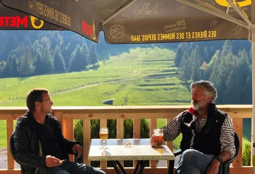 هتل Chaume De Balveurche