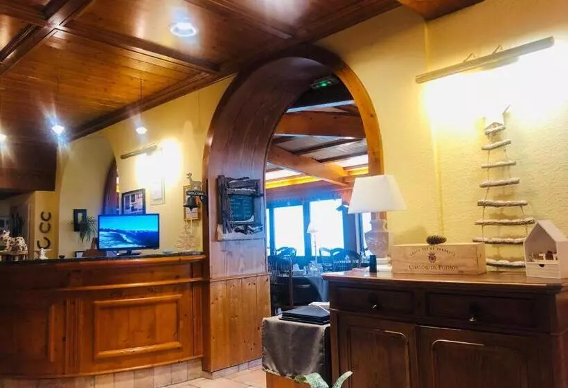 هتل Chaume De Balveurche