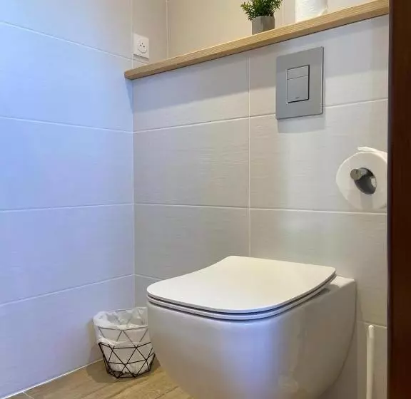 هتل Chaume De Balveurche