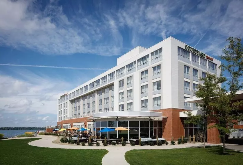 ホテル Courtyard By Marriott Erie Bayfront