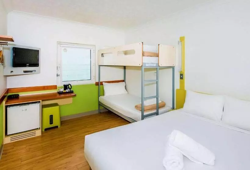 هتل Ibis Budget Brisbane Airport