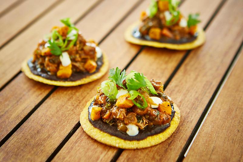 هتل Kimpton Seafire Resort + Spa, An Ihg