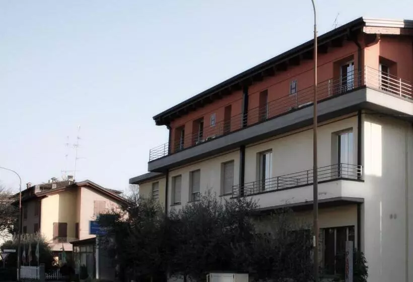هتل La Rosta
