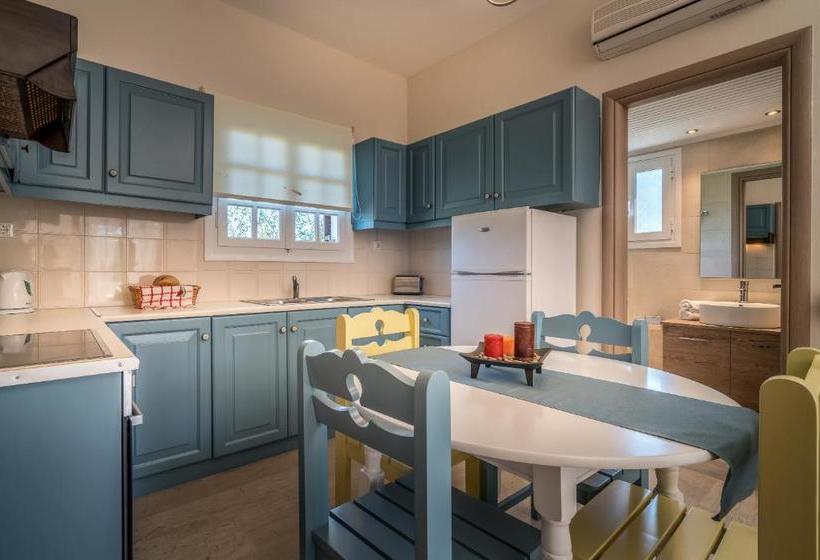 هتل Marina Villas